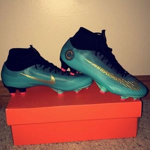 Meet your Posher, Savannah